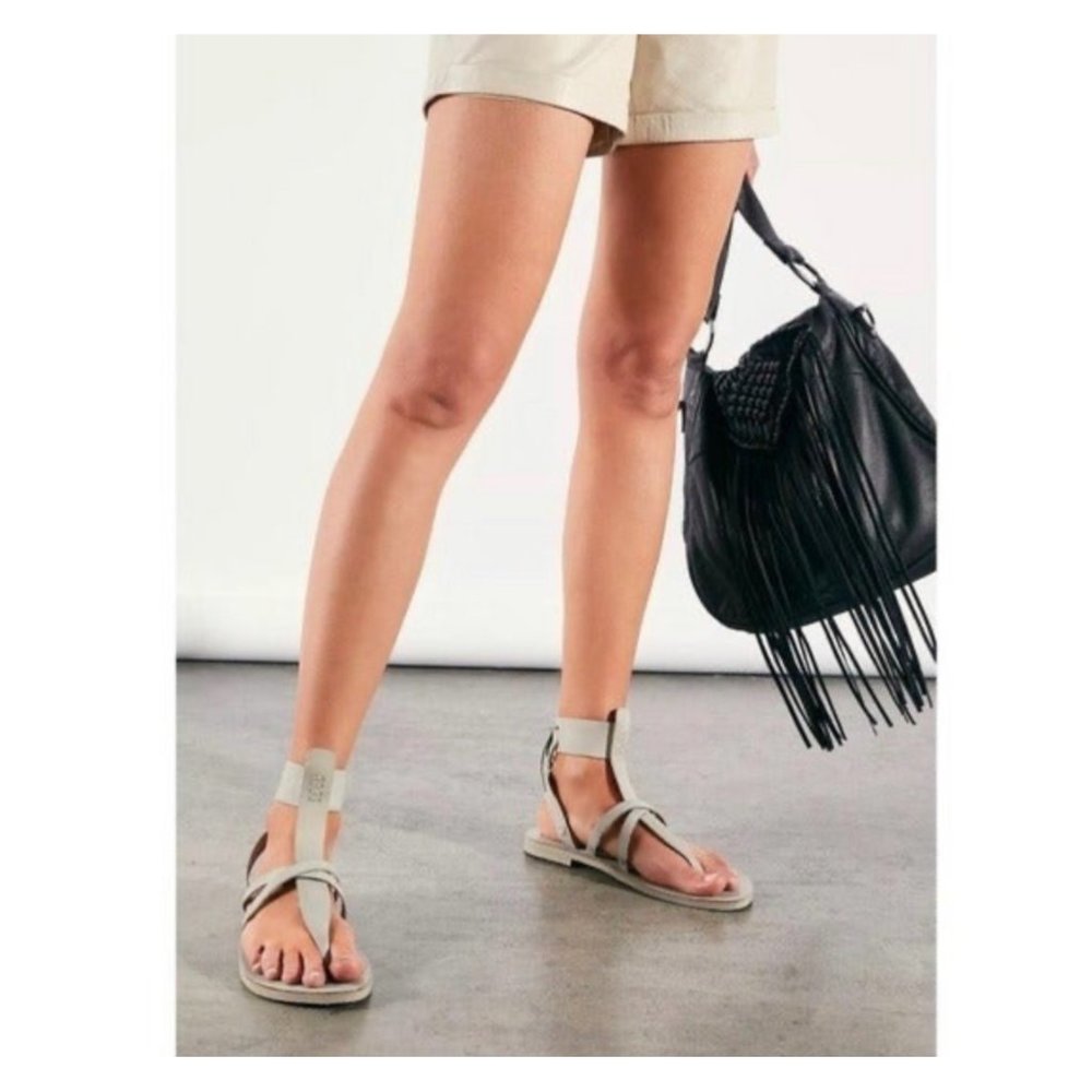FREE PEOPLE Vacation Day Strap Leather Bohemian Sandal In Sky